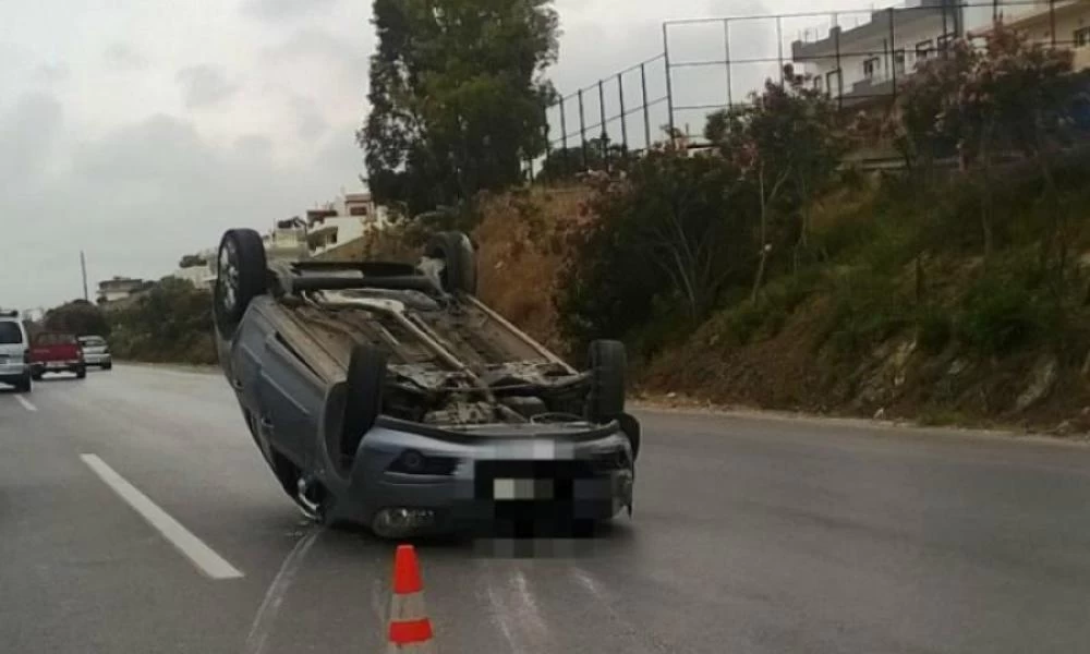 Σοβαρό τροχαίο στην εθνική οδό Αθηνών-Θεσσαλονίκης